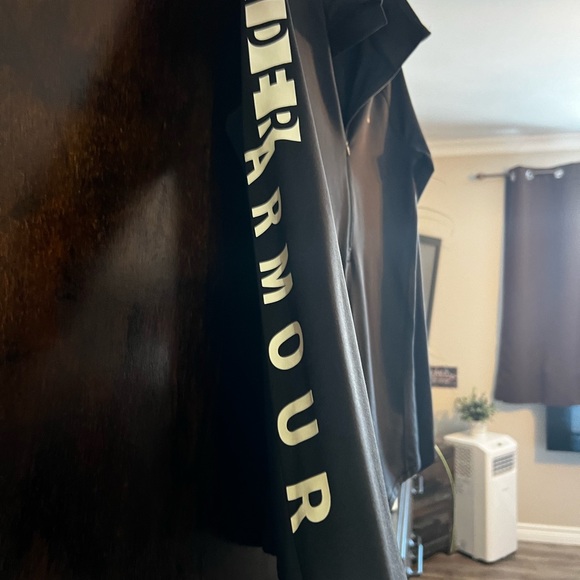 Under Armour Cold Gear - Picture 4 of 4